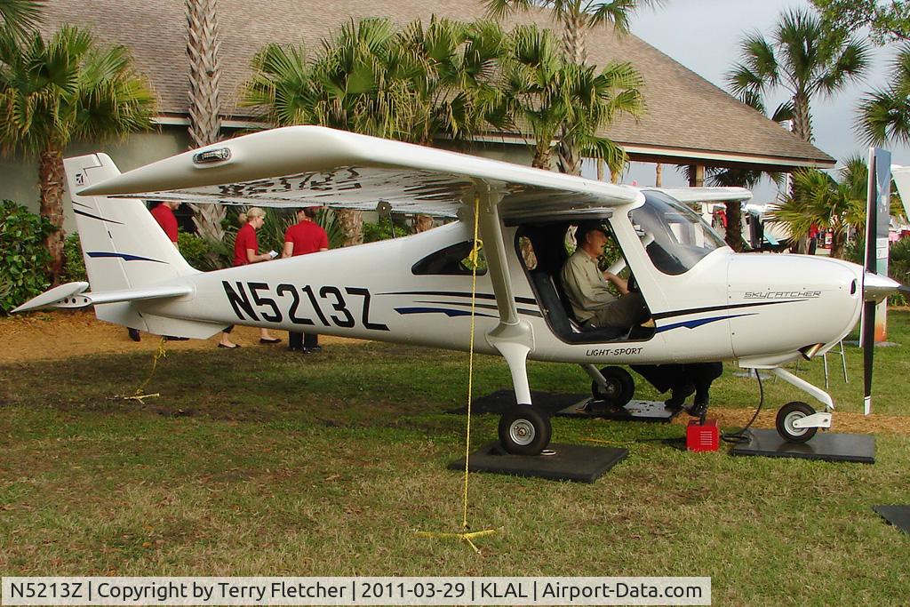 N5213Z, Cessna 162 Skycatcher C/N 16200040, 2011 Sun n Fun Static Display