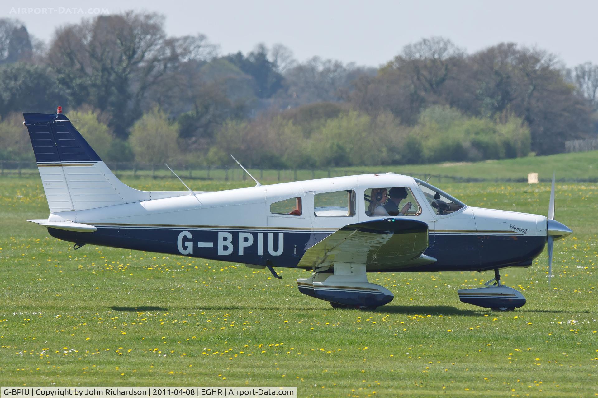 G-BPIU, 1979 Piper PA-28-161 Cherokee Warrior II C/N 28-7916303, Departing Goodwood