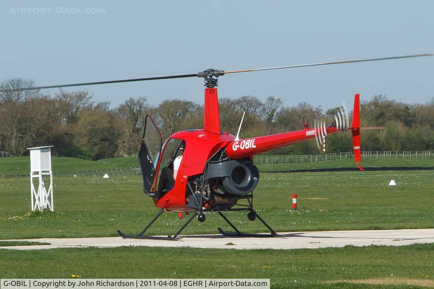 G-OBIL, 1988 Robinson R22 Beta II C/N 0792, Just arrived