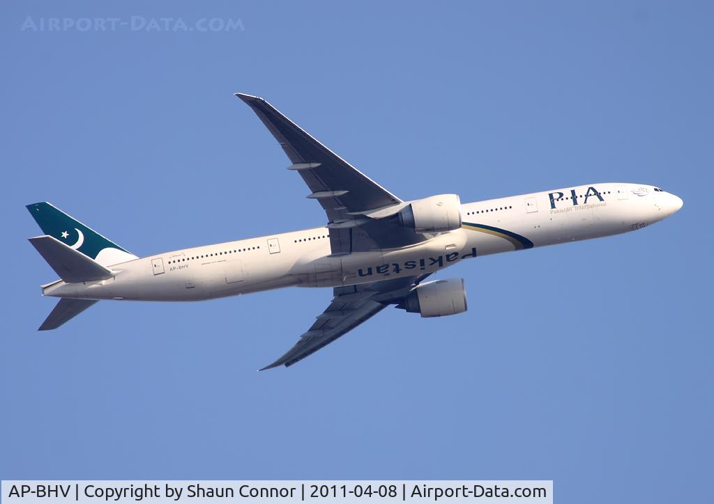 AP-BHV, 2006 Boeing 777-340/ER C/N 33778, PIA