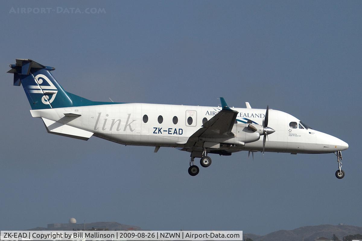ZK-EAD, 2001 Beech 1900D C/N UE-427, into r/w 34