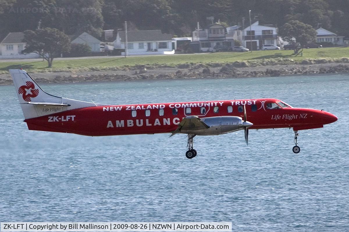 ZK-LFT, 1984 Fairchild SA-227AC Metro III C/N AC582, into r/w 34