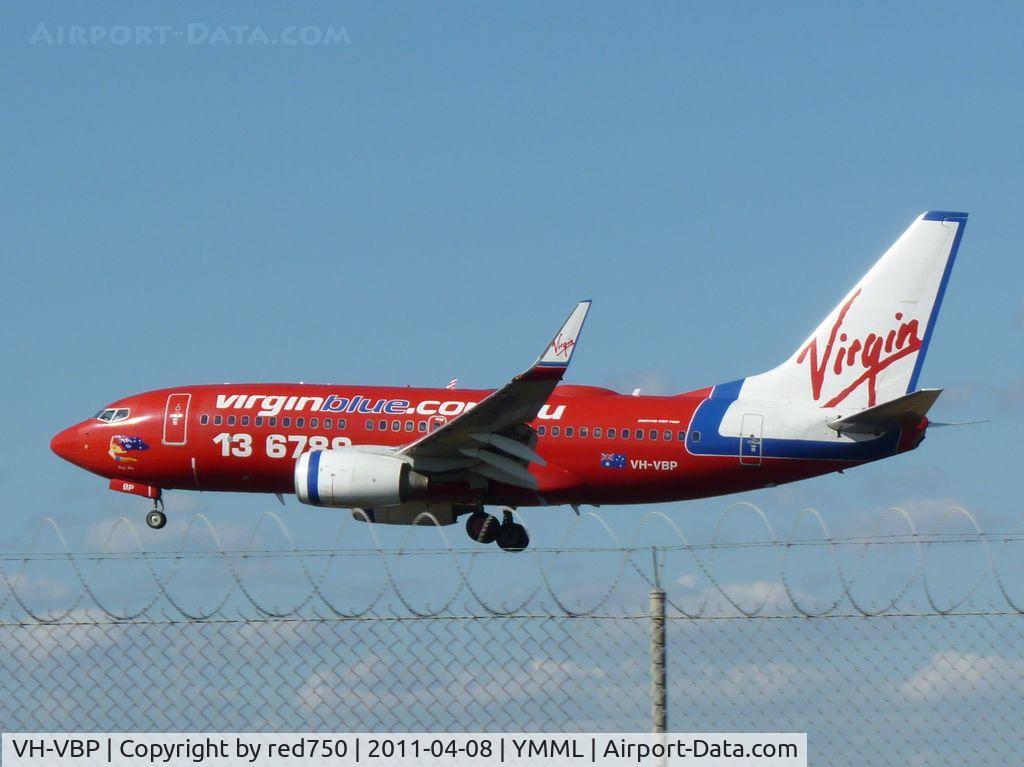 VH-VBP, 2001 Boeing 737-7BX C/N 30743, Virgin Blue Boeing 737 VH-VBP about to touch down on runway 34 at Melbourne (Tullamarine)