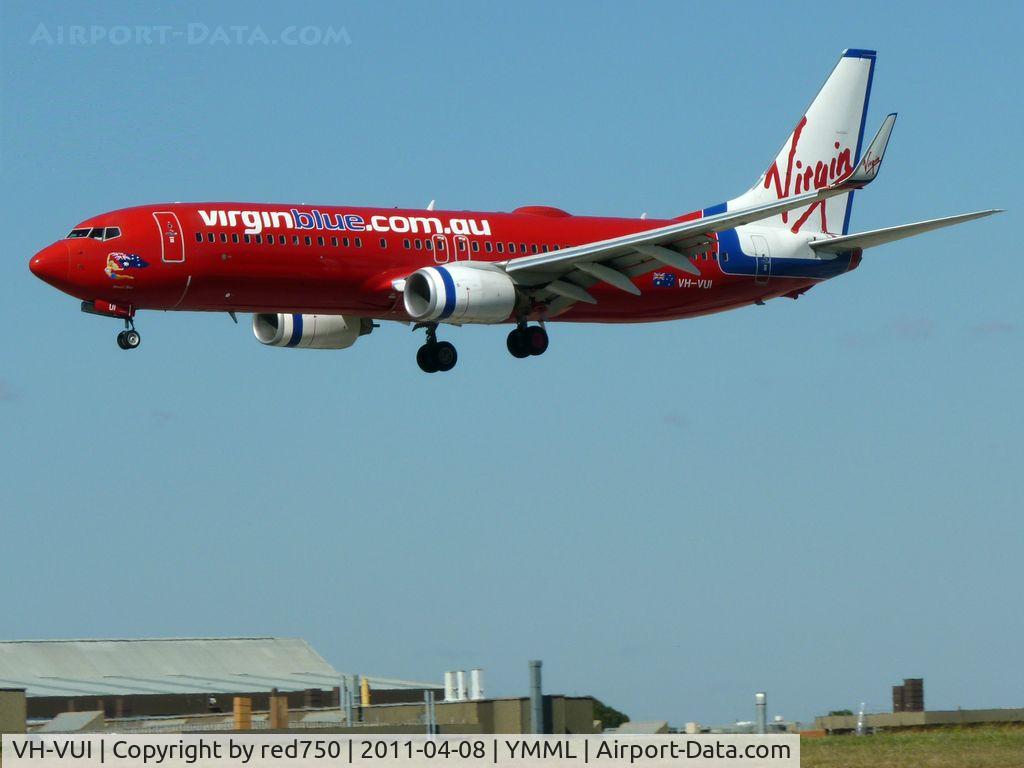 VH-VUI, 2006 Boeing 737-8FE C/N 34441, Virgin Blue Boeing 737 Victor Uniform India approaching runway 34 at Melbourne (Tullamarine)