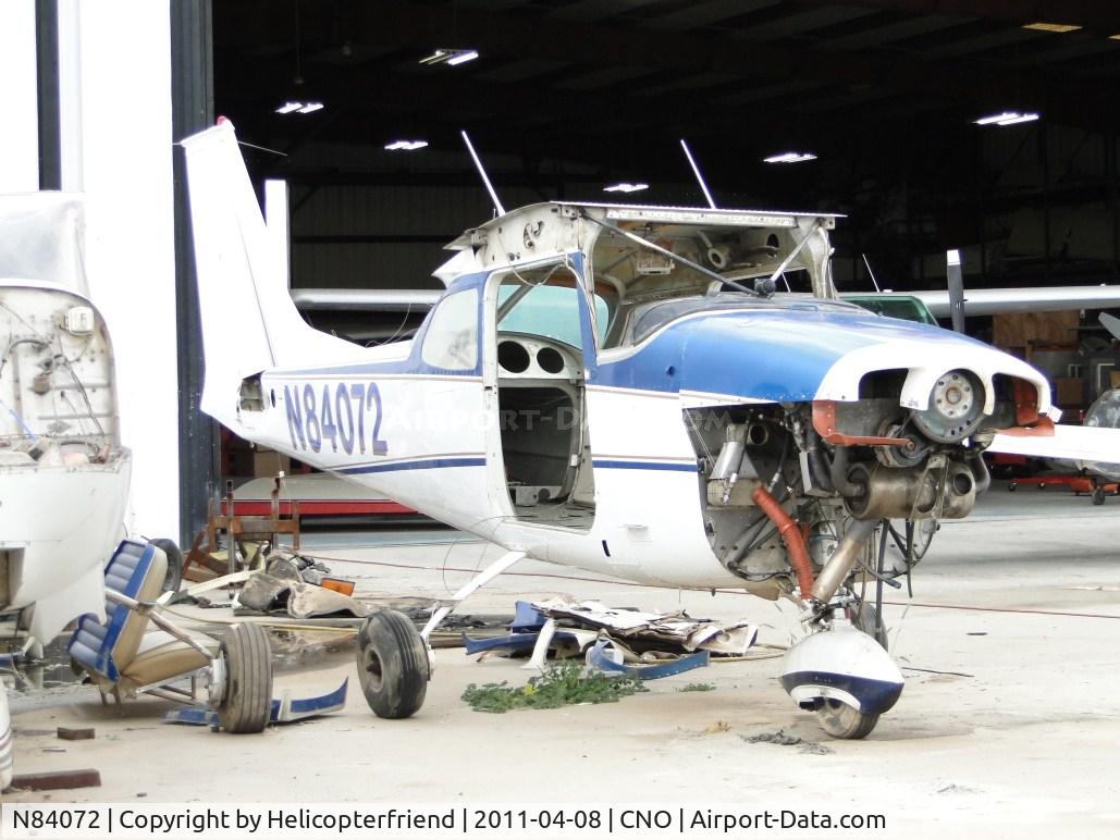 N84072, 1969 Cessna 172K Skyhawk C/N 17258323, Stripped down to almost nothing