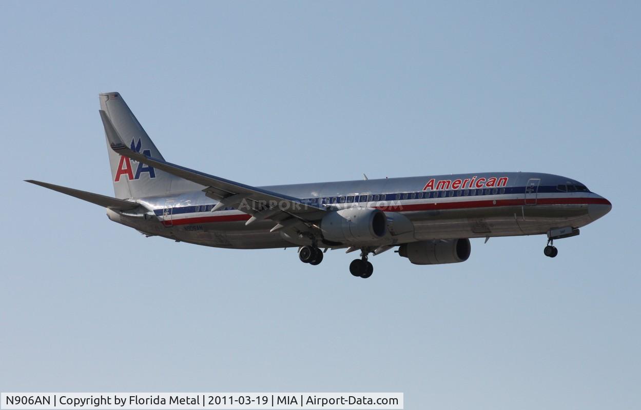N906AN, 1999 Boeing 737-823 C/N 29508, American 737-800