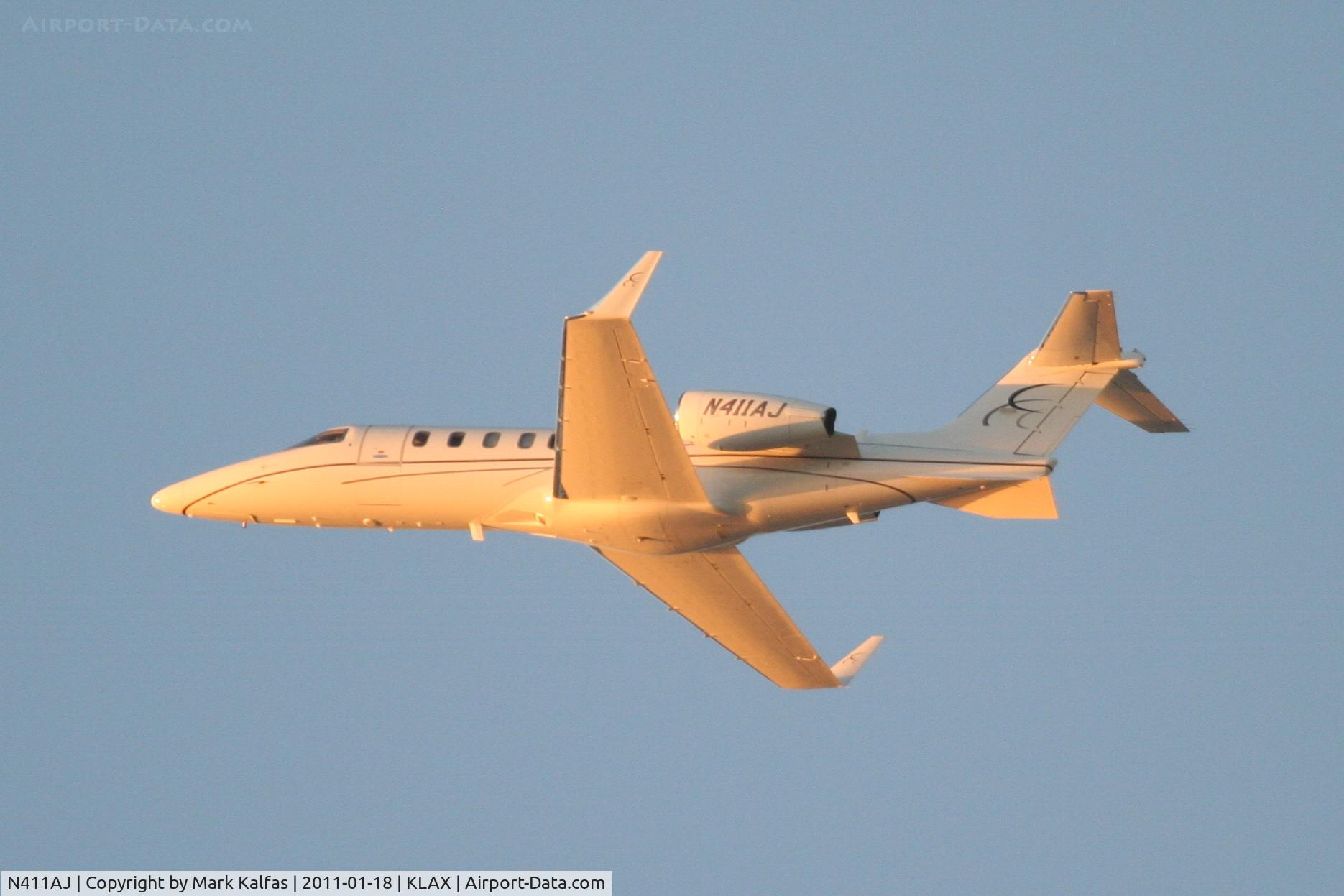 N411AJ, 2004 Learjet 40 C/N 40-2011, Learjet 45, departing RWY 25L KLAX enroute to KSDL.