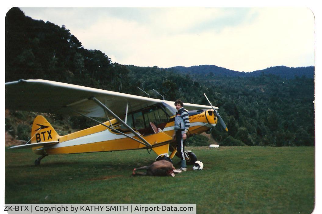 ZK-BTX, Piper PA-18-150 Super Cub Super Cub C/N 18-7309, ZK BTX VENISON RECOVERY WAIAU STRIP 1986