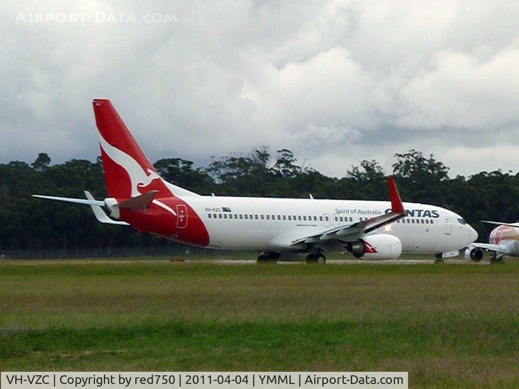 VH-VZC, 2008 Boeing 737-838 C/N 34197, QANTAS 737 Victor Zulu Charlie at the holding point for runway 16 at Melbourne (Tullamarine).