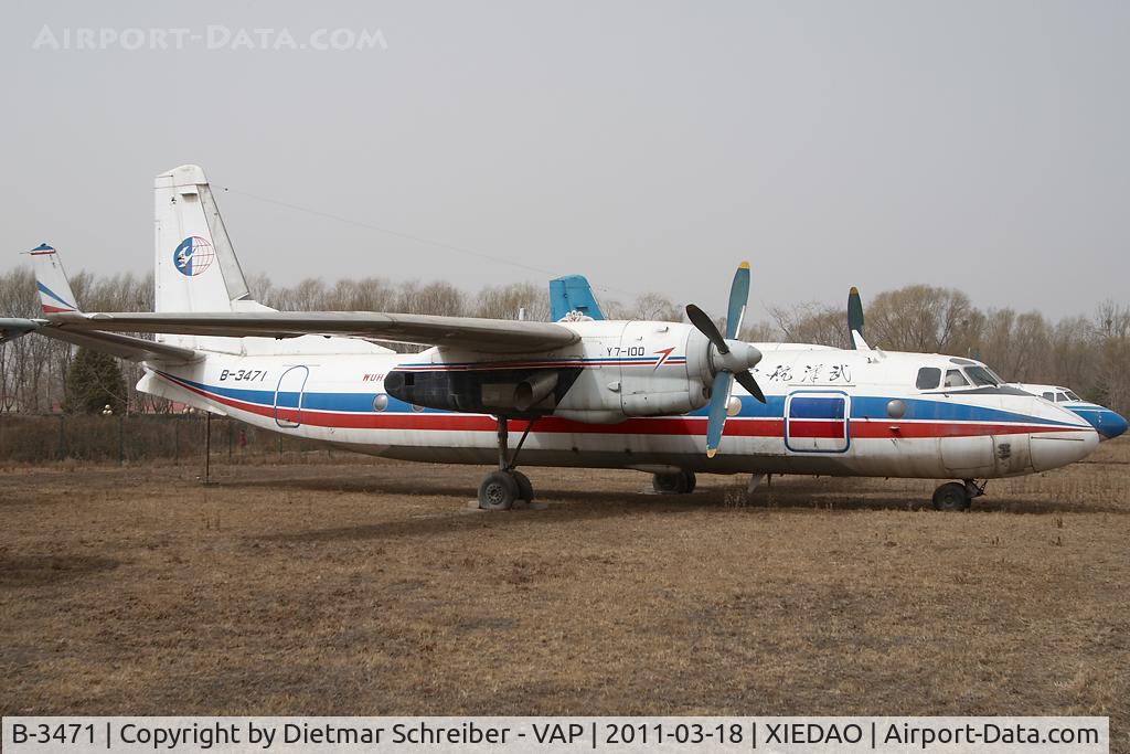 B-3471, Xian Yunshuji Y7-100 C/N 05706, Wuhan Airlines Yun Yu7 (An24) China Civil Aviation Museum