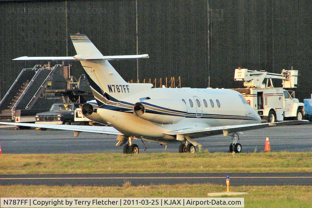 N787FF, 2008 Hawker Beechcraft 750 C/N HB-2, Hawker Beechcraft Corp HAWKER 750, c/n: HB-2 in fading light