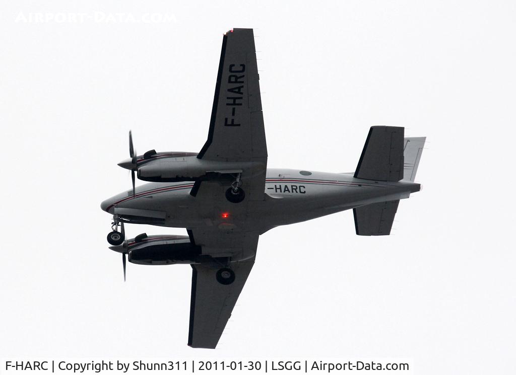 F-HARC, 2008 Hawker Beechcraft C90GTi King Air King Air C/N LJ-1900, Passing above rwy 05 for a go around...