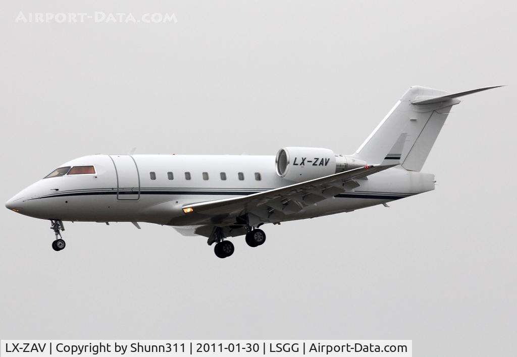 LX-ZAV, 2001 Bombardier Challenger 604 (CL-600-2B16) C/N 5523, Landing rwy 05