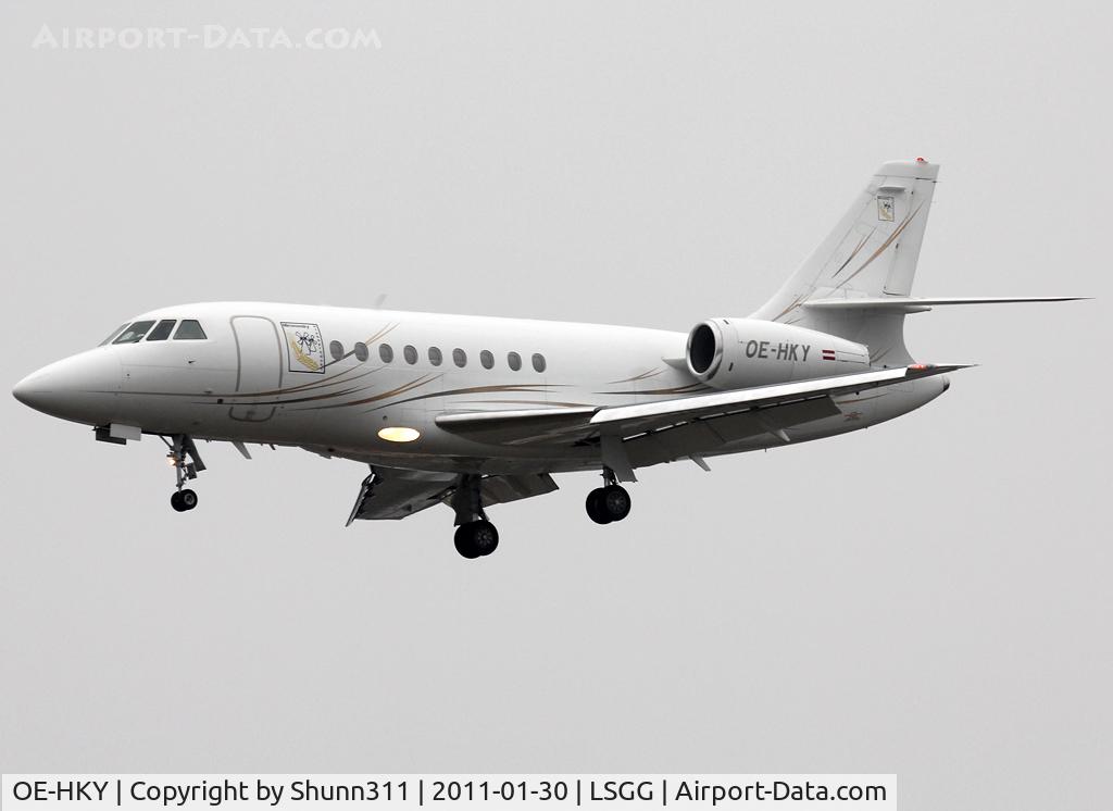 OE-HKY, 2006 Dassault Falcon 2000 C/N 226, Landing rwy 05