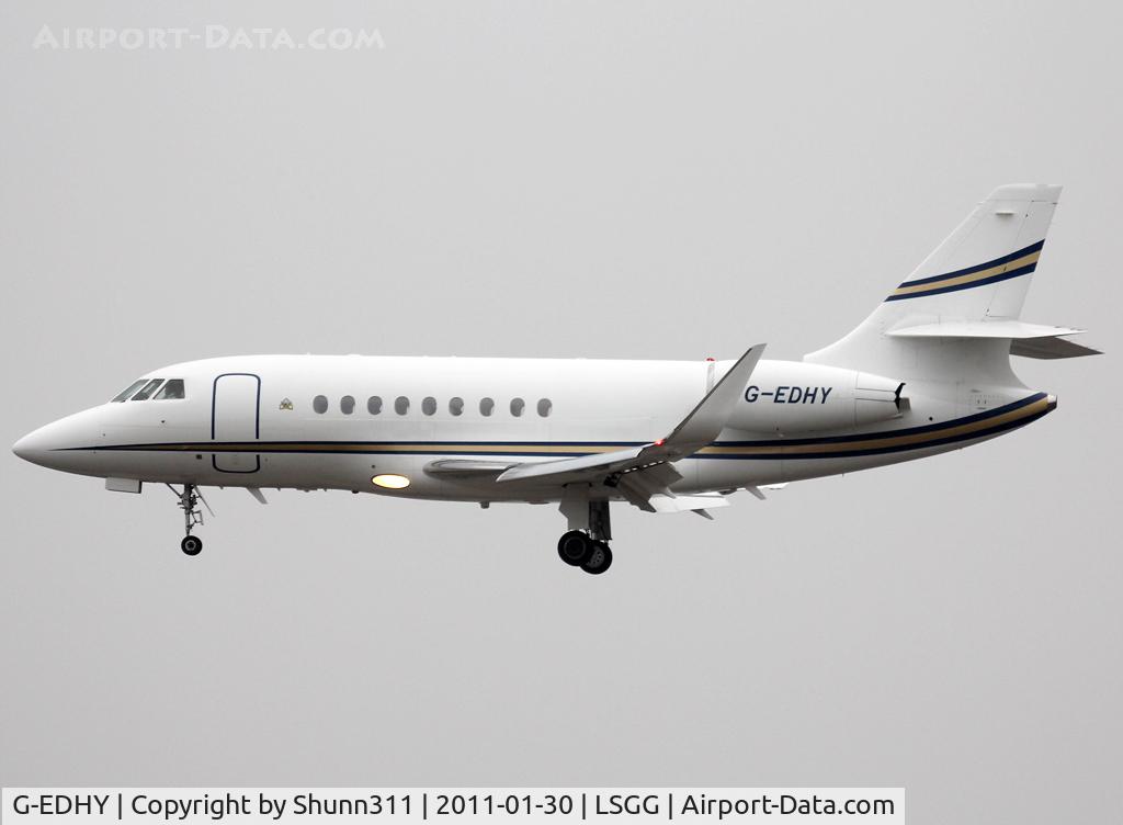 G-EDHY, 2009 Dassault Falcon 2000EX C/N 182, Landing rwy 05