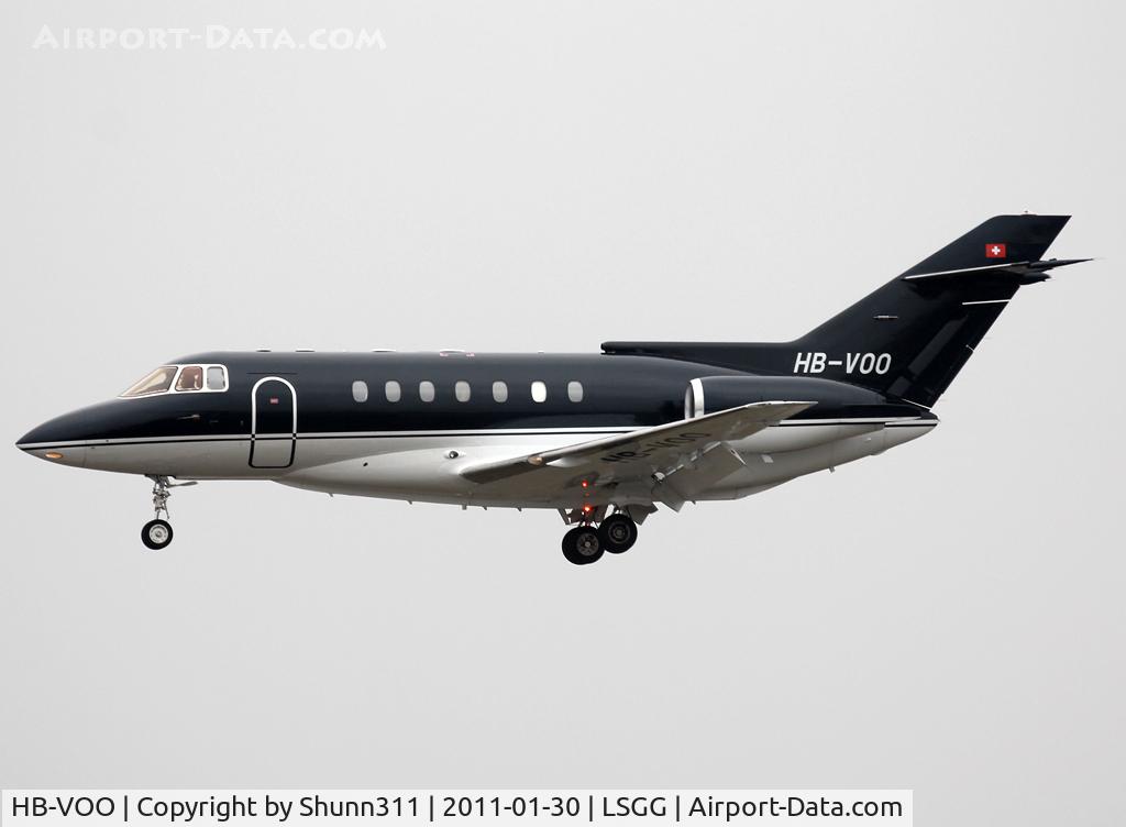 HB-VOO, 1992 British Aerospace BAe.125-1000A C/N 259030, Landing rwy 05