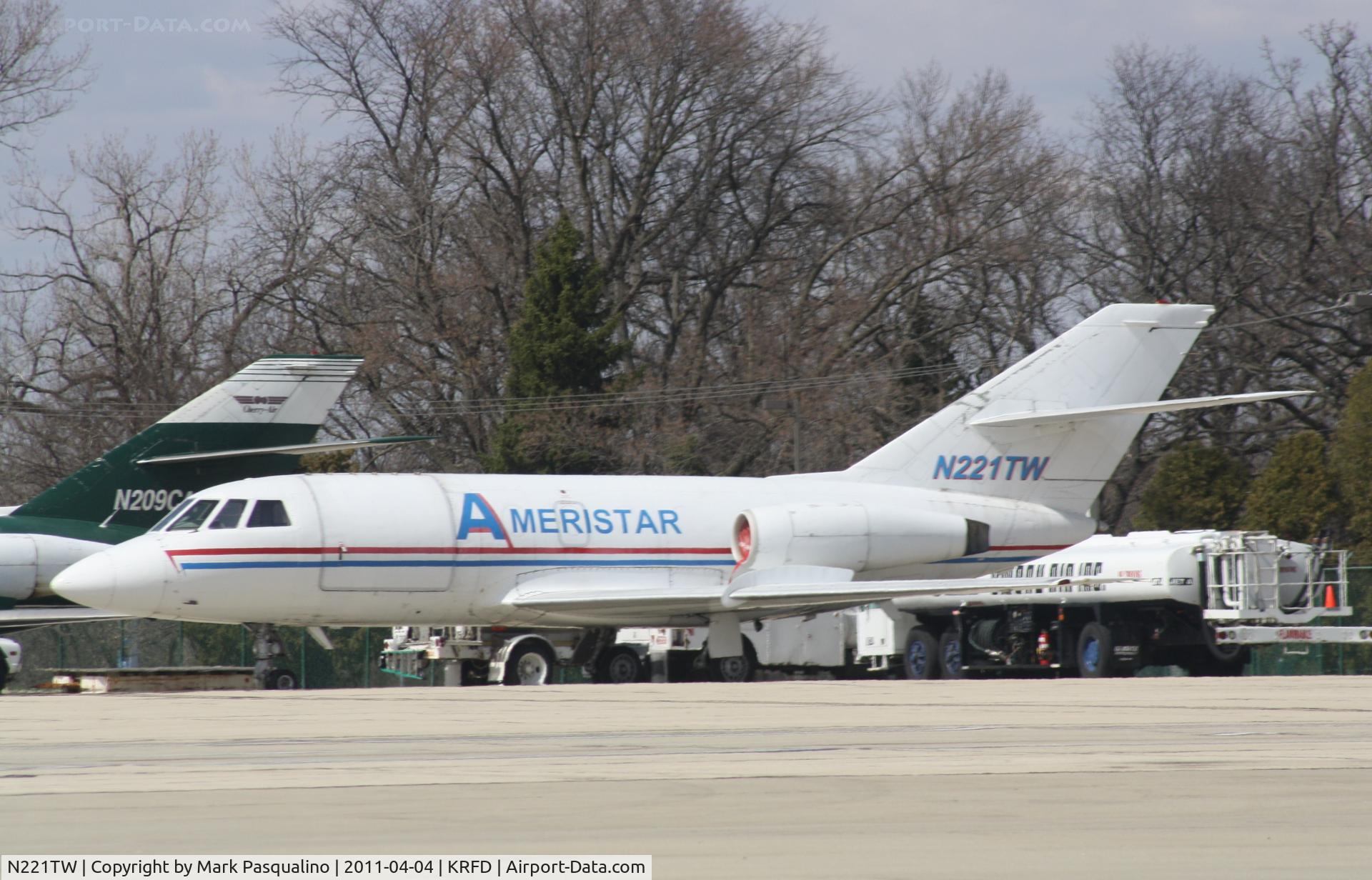 N221TW, 1969 Dassault Falcon 20D C/N 221, Falcon 20