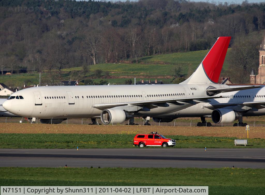 N7151, 1993 Airbus A300B4-622R(F) C/N 711, Stored without titles...
