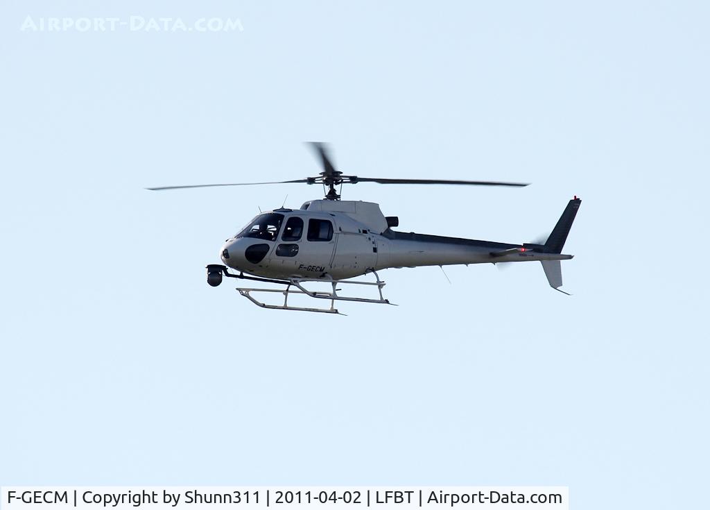 F-GECM, Aérospatiale AS-350BA Ecureuil C/N 1792, Approaching the Airport for refuelling...
