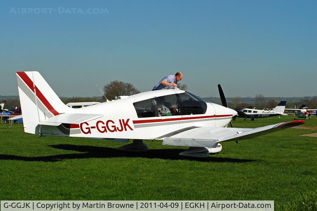 G-GGJK, 1988 Robin DR-400-140B Major C/N 1805, SHOT AT HEADCORN