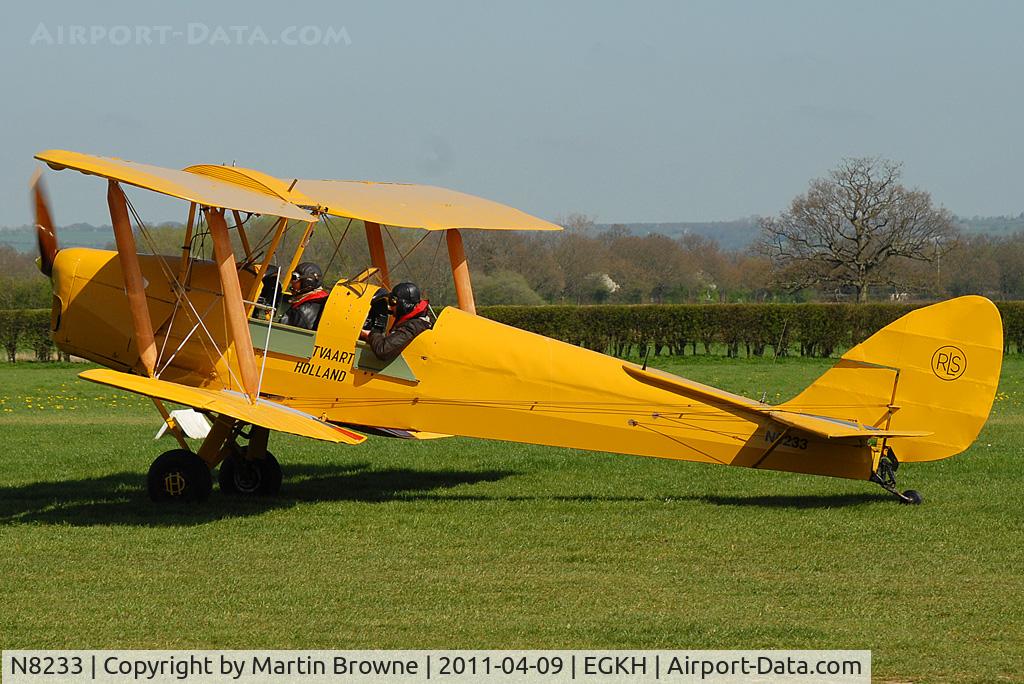 N8233, 1944 De Havilland DH-82A Tiger Moth II C/N 85959, SHOT AT HEADCORN