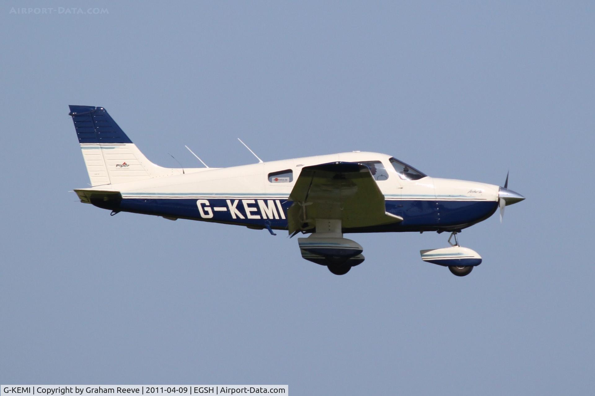 G-KEMI, 1998 Piper PA-28-181 Cherokee Archer III C/N 28-43180, About to touch down.