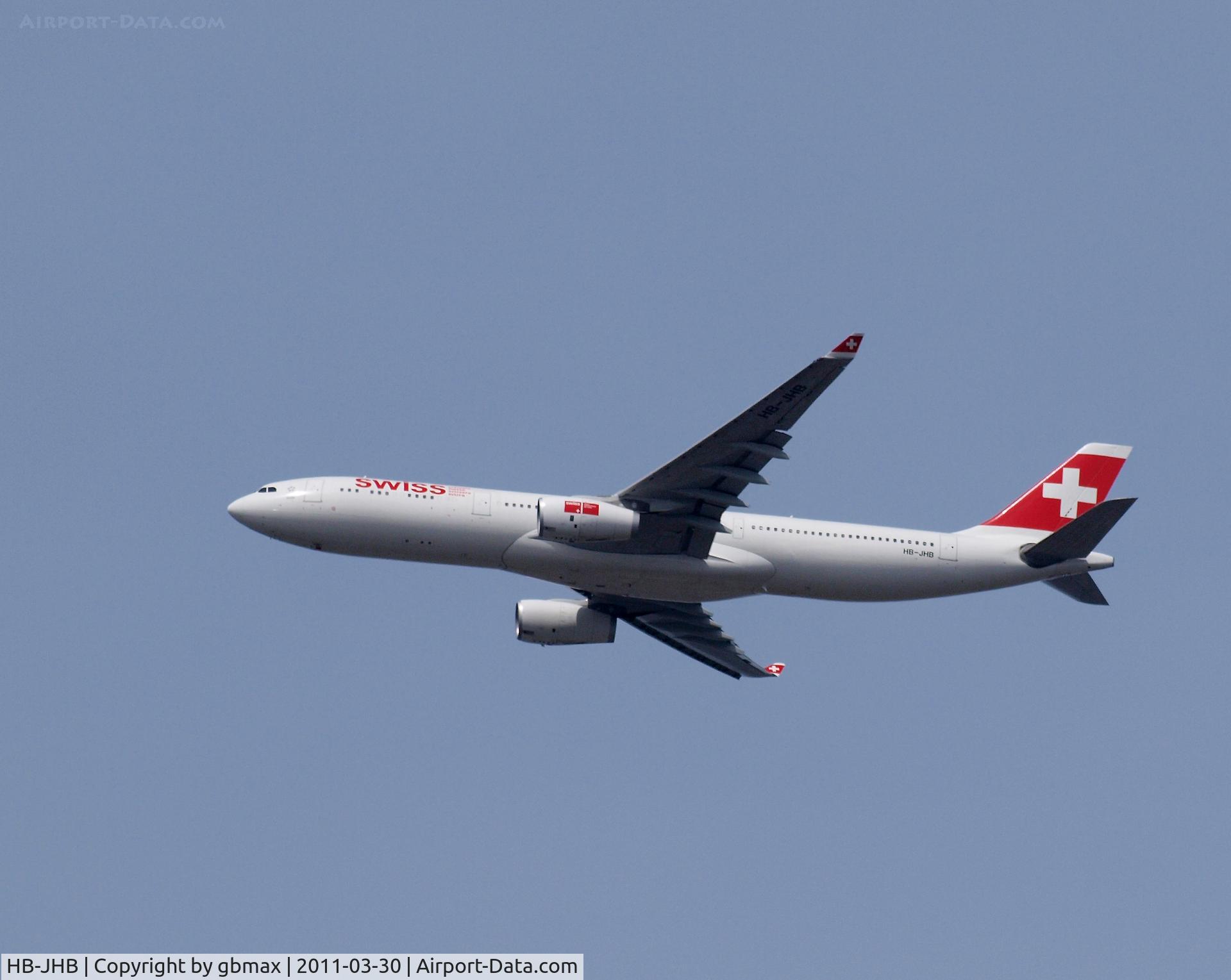 HB-JHB, 2009 Airbus A330-343X C/N 1018, Over Long Island, NY