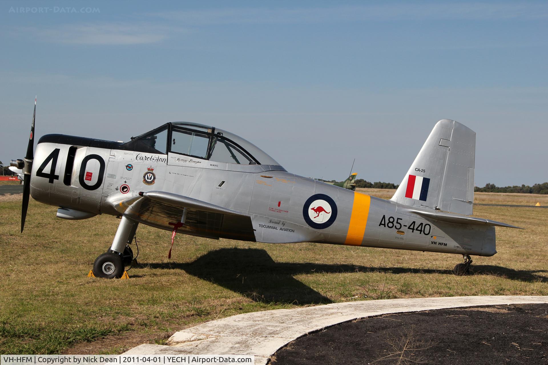 VH-HFM, 1950 Commonwealth CA-25 Winjeel C/N CA25-40, YECH AAAA National fly in 2011