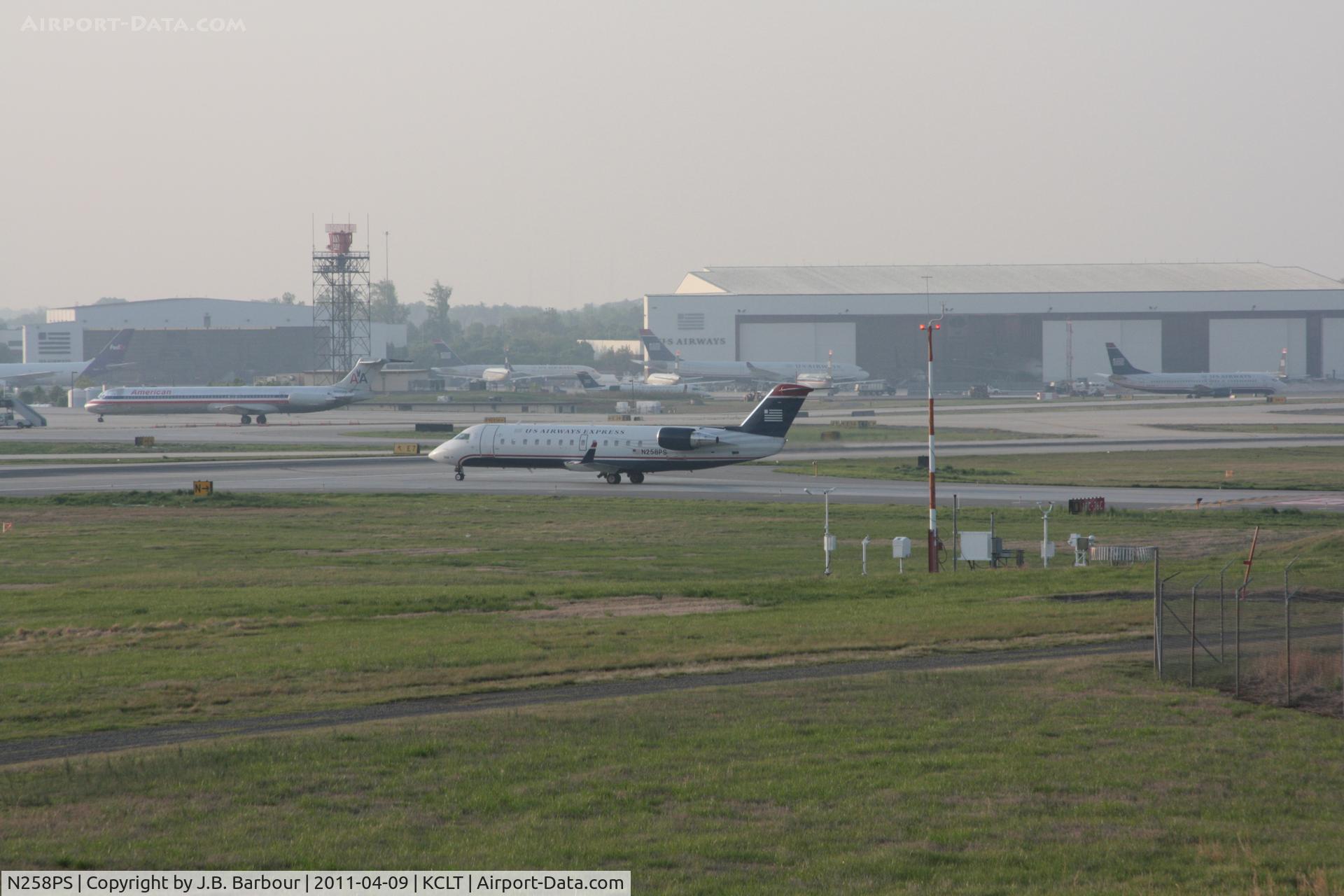 N258PS, 2004 Bombardier CRJ-200ER (CL-600-2B19) C/N 7941, Heavy dewpoint today
