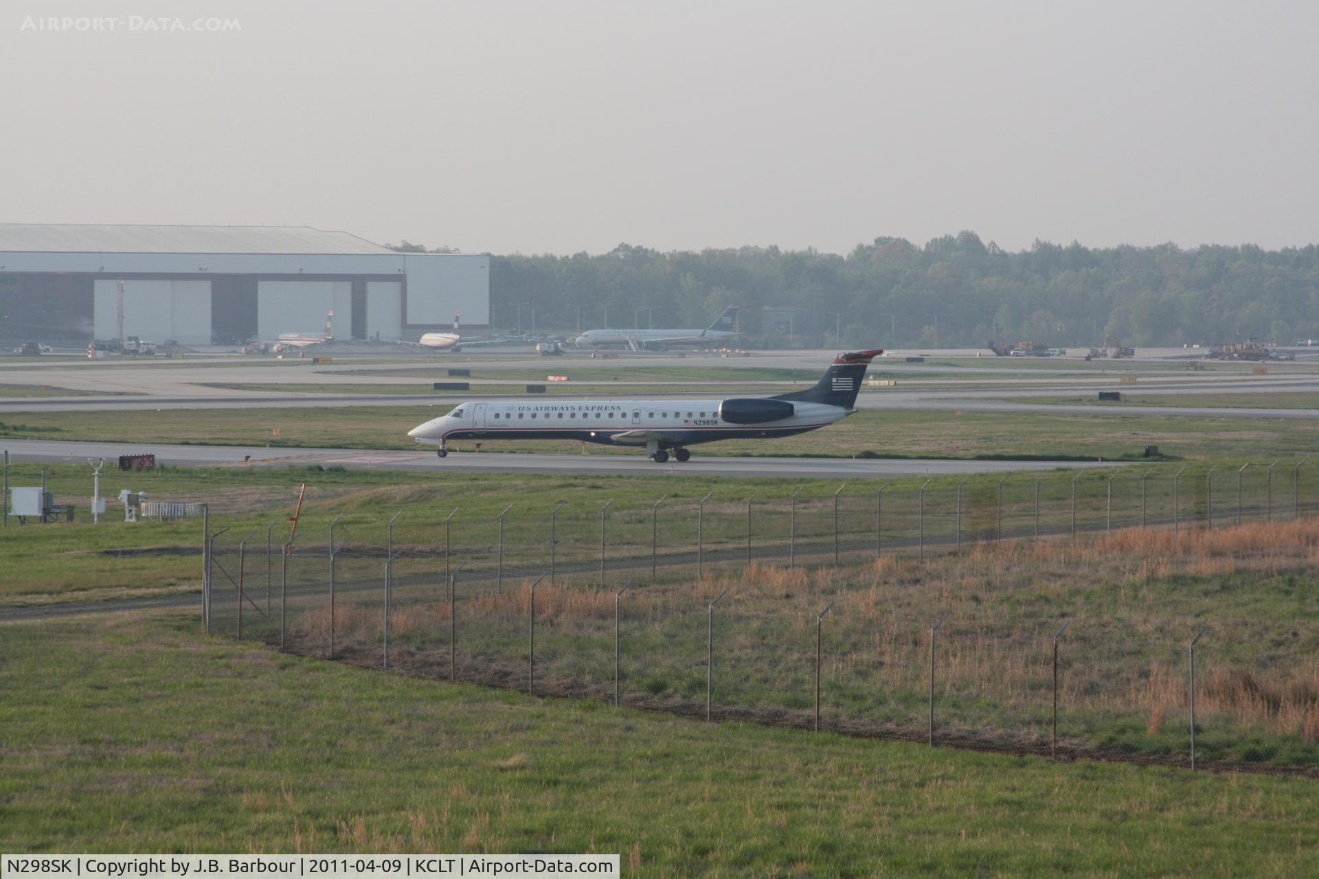 N298SK, 2001 Embraer ERJ-145LR (EMB-145LR) C/N 145508, Heavy dewpoint today