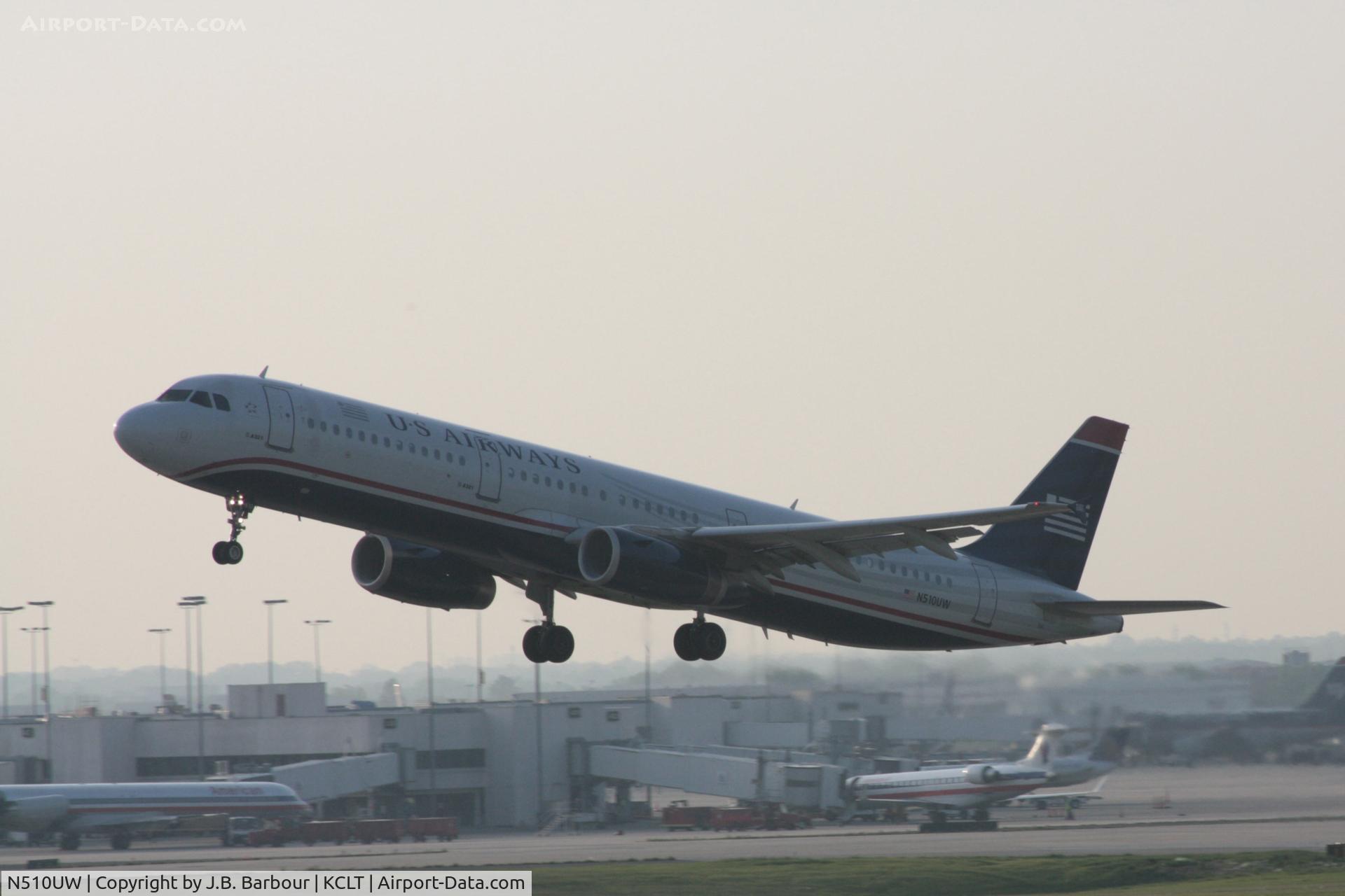 N510UW, 2009 Airbus A321-231 C/N 3858, Heavy dewpoint today
