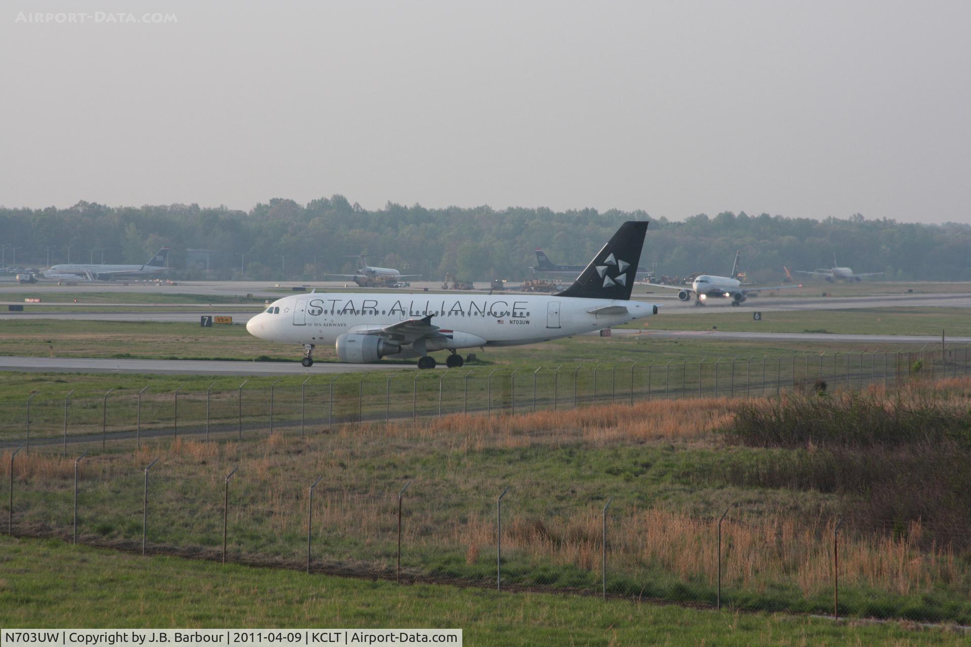 N703UW, 1998 Airbus A319-112 C/N 0904, Heavy dewpoint today