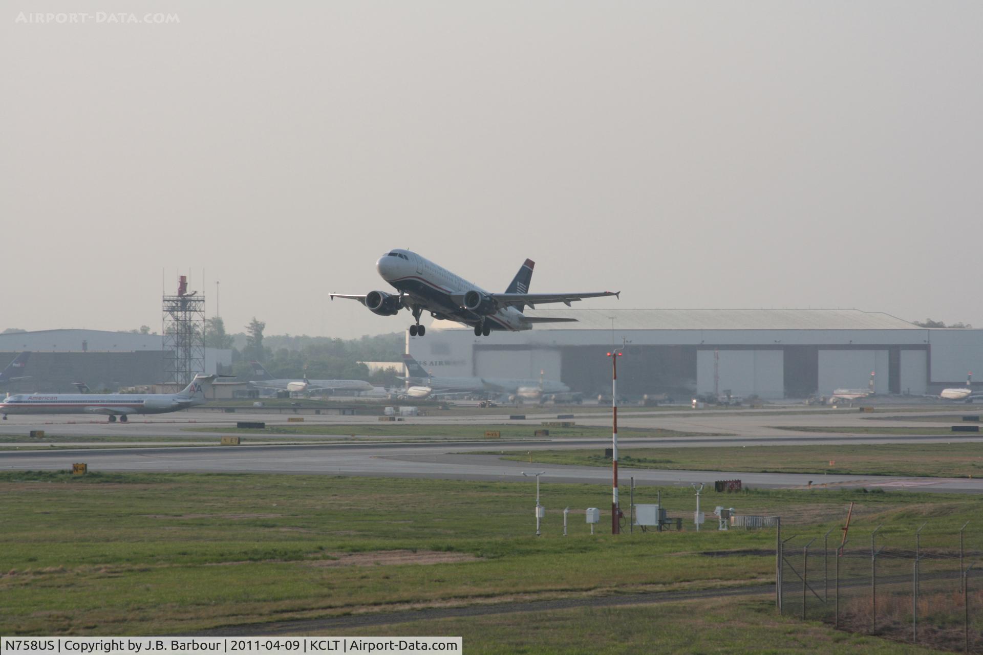 N758US, 2000 Airbus A319-112 C/N 1348, Heavy dewpoint today