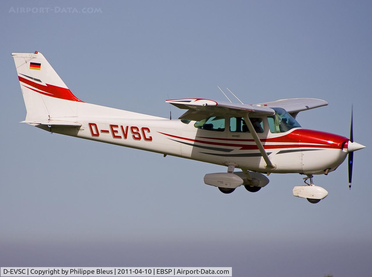 D-EVSC, 1984 Cessna 172P C/N 172-76141, Short final rwy 05.