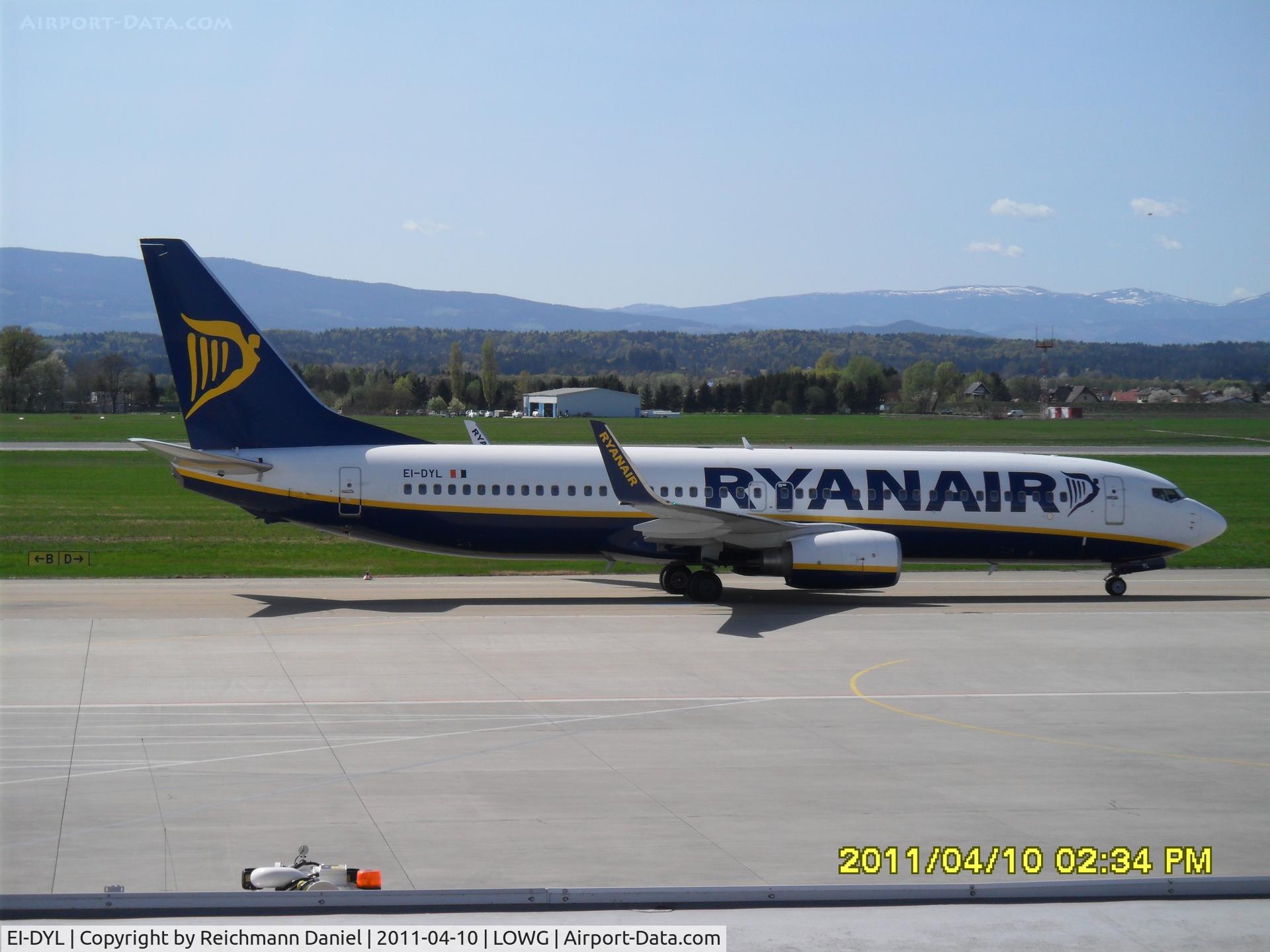 EI-DYL, 2008 Boeing 737-8AS C/N 36574, I love this plane :)