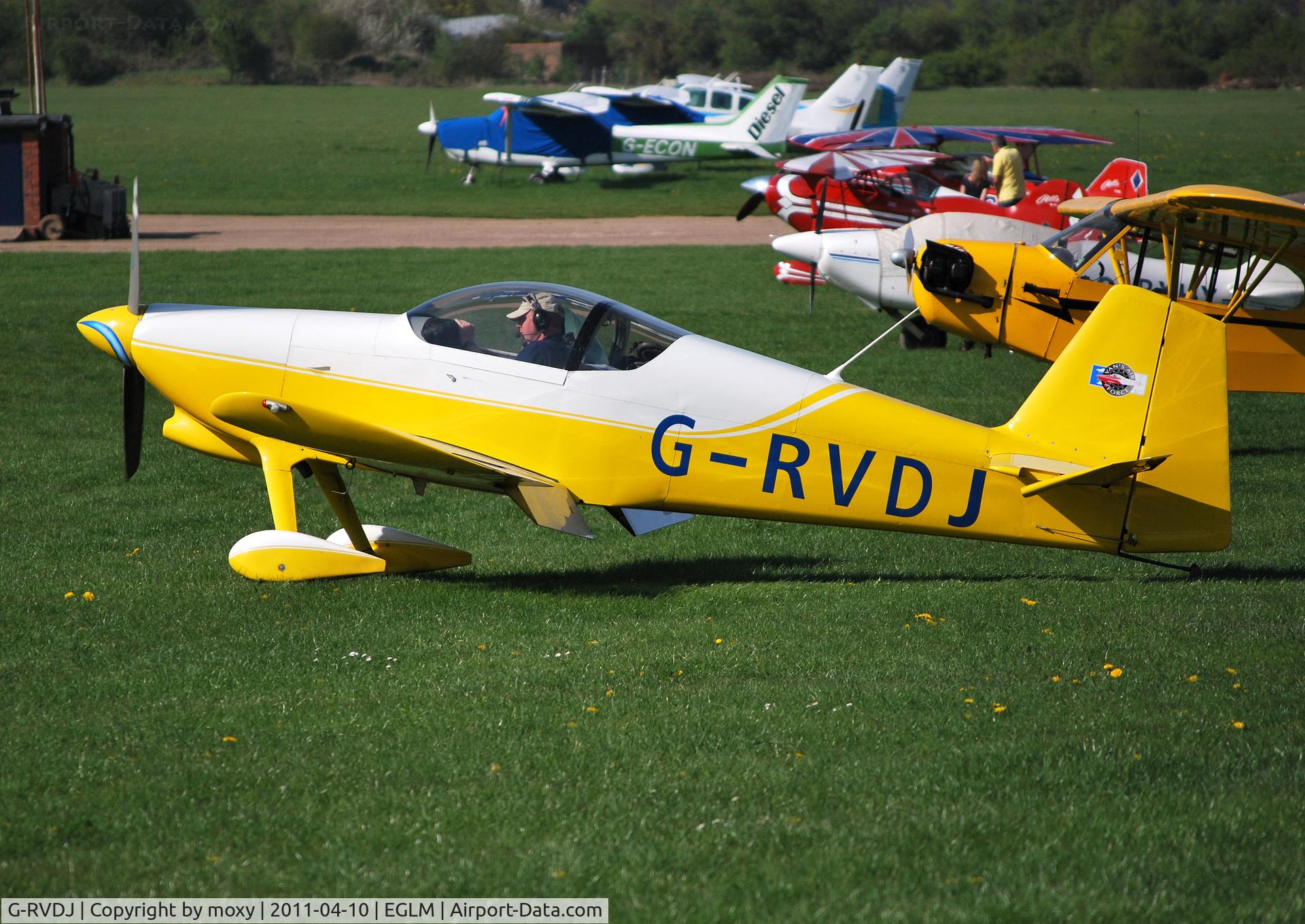 G-RVDJ, 1999 Vans RV-6 C/N PFA 181-12938, Vans RV-6 at White Waltham