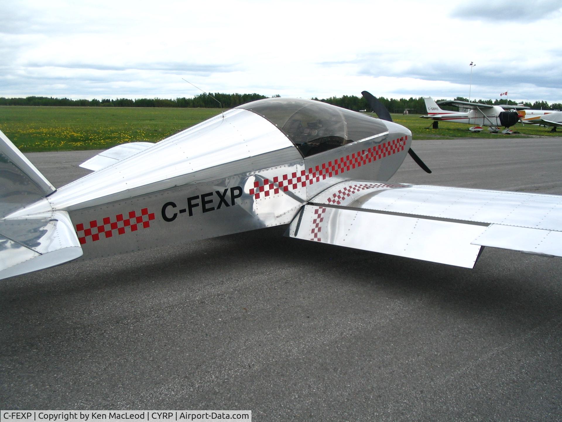 C-FEXP, 2005 Sonex Sonex C/N 352, After first polish of the season.