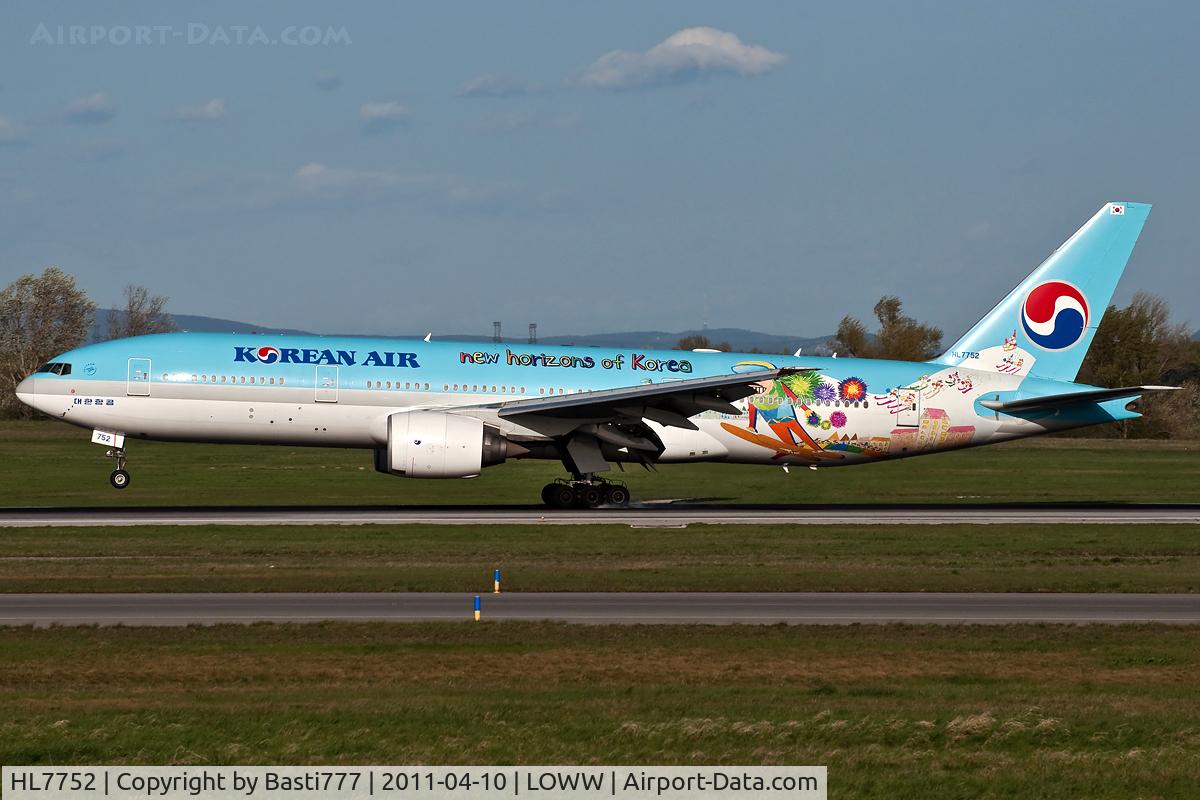 HL7752, 2007 Boeing 777-2B5/ER C/N 34211, HL7752 @Vienna