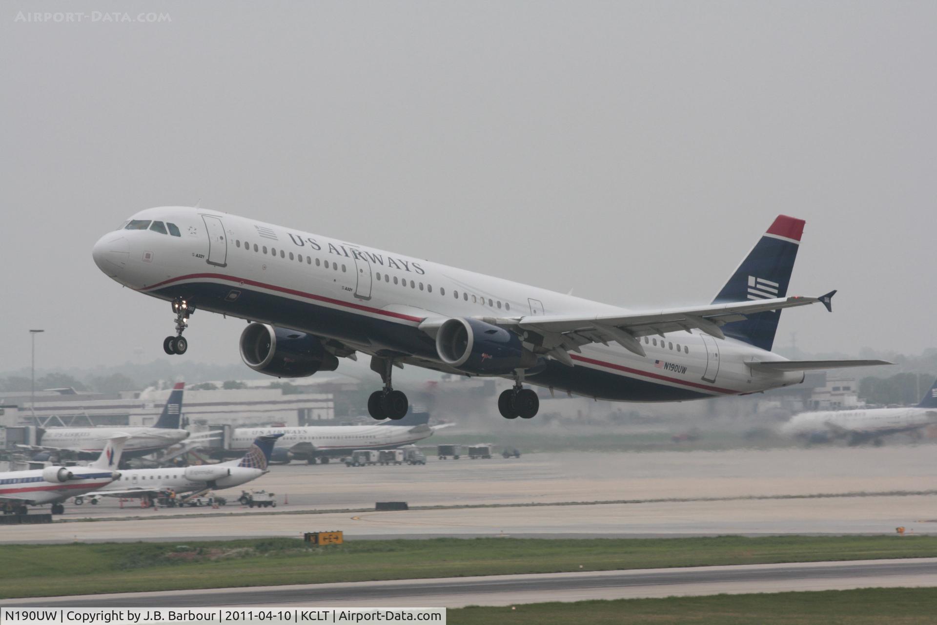N190UW, 2001 Airbus A321-211 C/N 1436, Cloud cover was less than 1000 AGL
