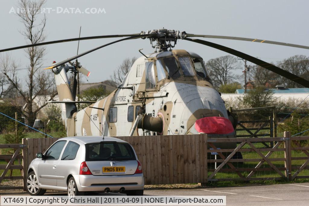 XT469, 1965 Westland Wessex HU.5 C/N WA291, Preserved outside an engineering company in Newton with Scales, Lancashire