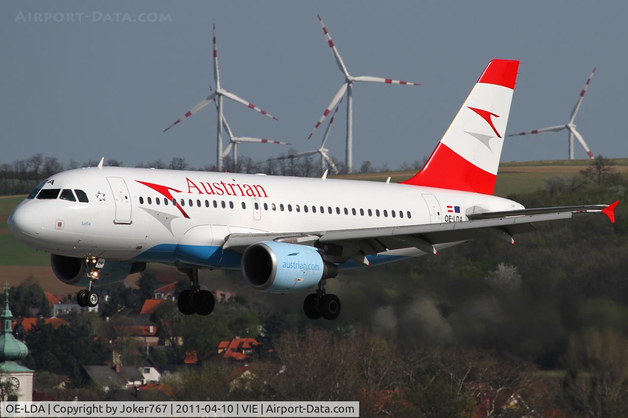 OE-LDA, 2004 Airbus A319-112 C/N 2131, Austrian Airlines