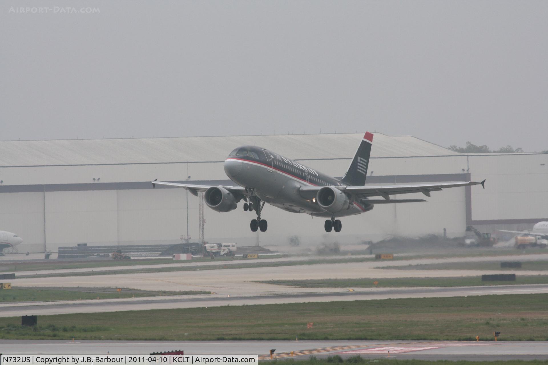 N732US, 2000 Airbus A319-112 C/N 1203, Cloud cover less than 1000 AGL