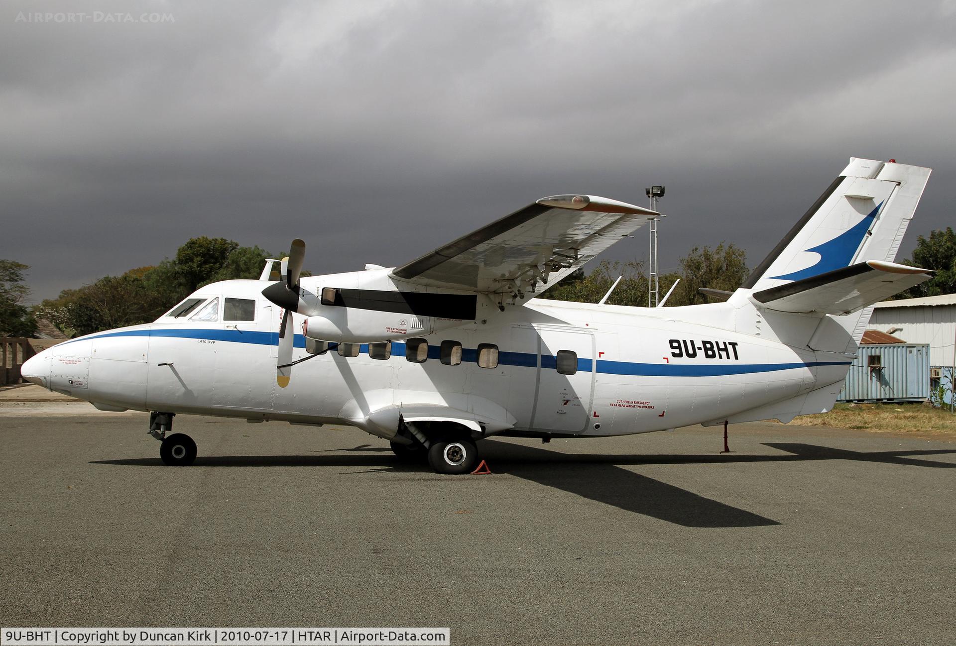 9U-BHT, 1985 Let L-410UVP Turbolet C/N 851432, Let 410