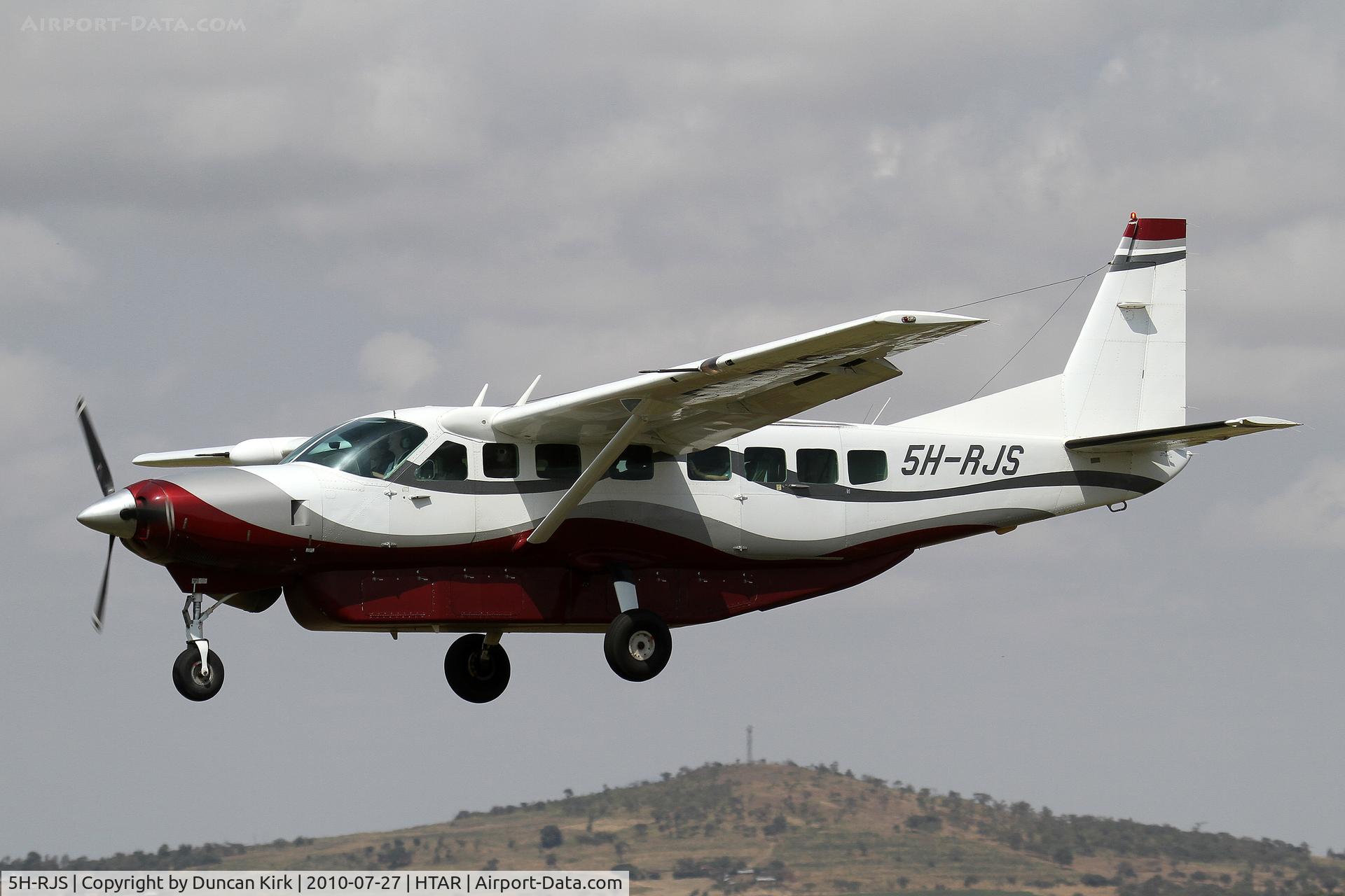 5H-RJS, 2002 Cessna 208B Grand Caravan C/N 208B0929, Cessna 208B-0929