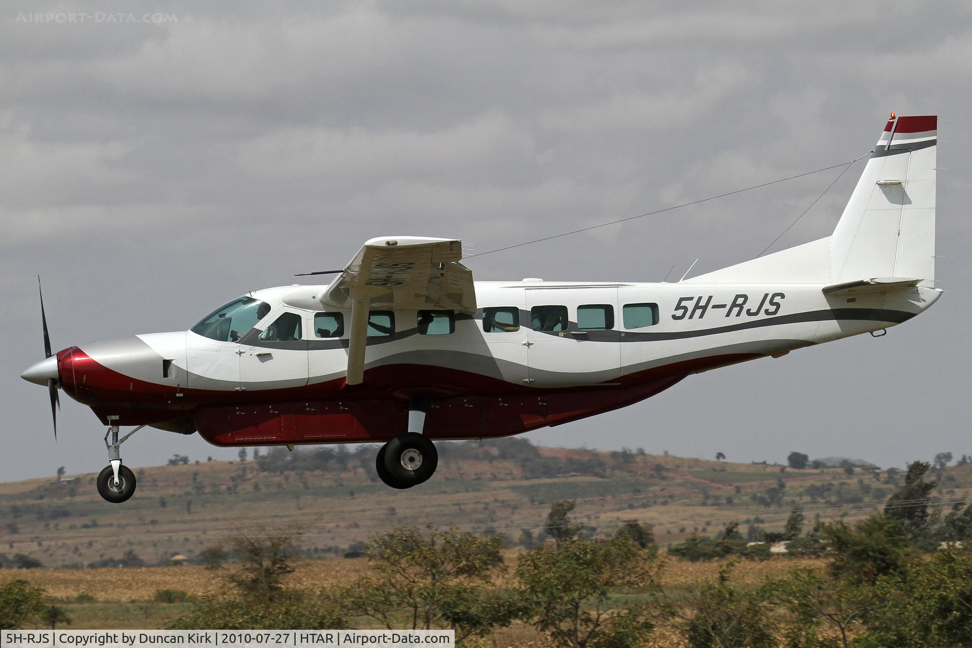 5H-RJS, 2002 Cessna 208B Grand Caravan C/N 208B0929, Cessna 208B c/n 208B-0929