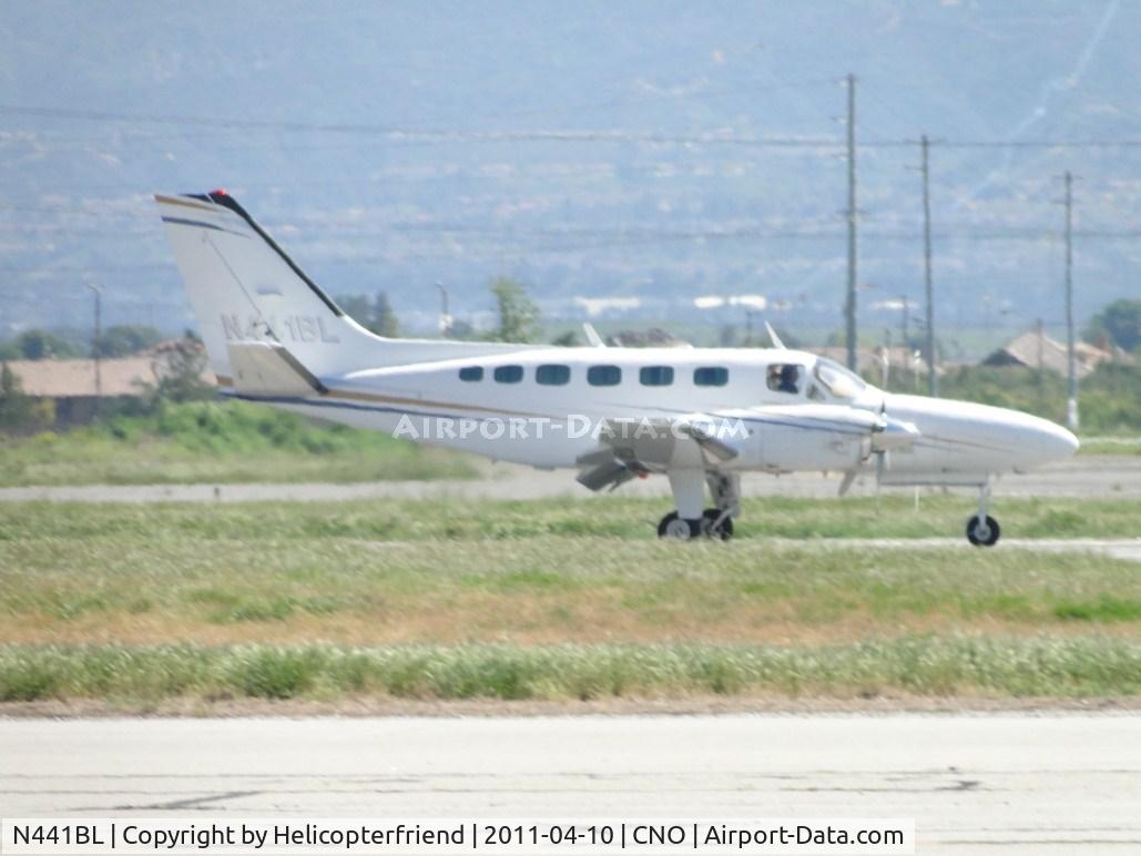 N441BL, 1983 Cessna 441 C/N 4410322, Rolling out after landing on runway 26R