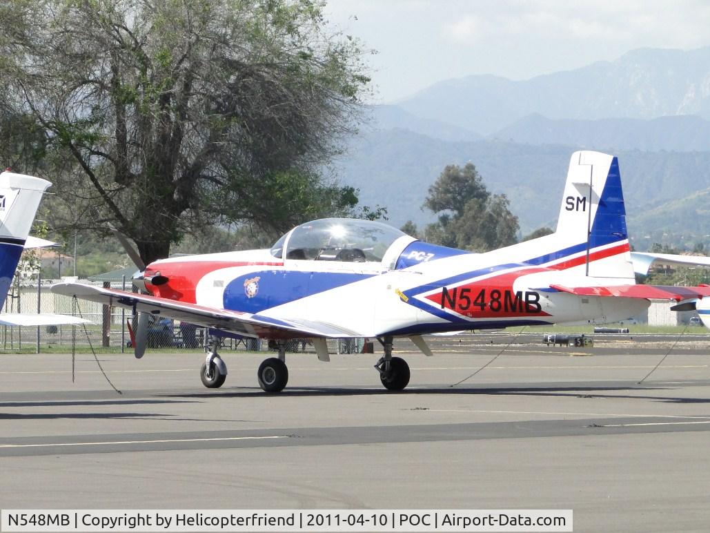 N548MB, 1988 Pilatus PC-7 C/N 548, Mike Brown from Septemebr Pops Racing Team down visiting