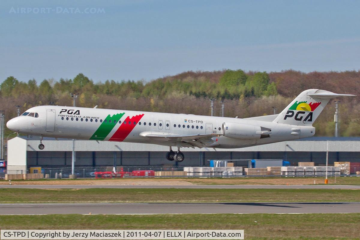 CS-TPD, 1991 Fokker 100 (F-28-0100) C/N 11317, CS-TPD_
Fokker 100 (F28-0100