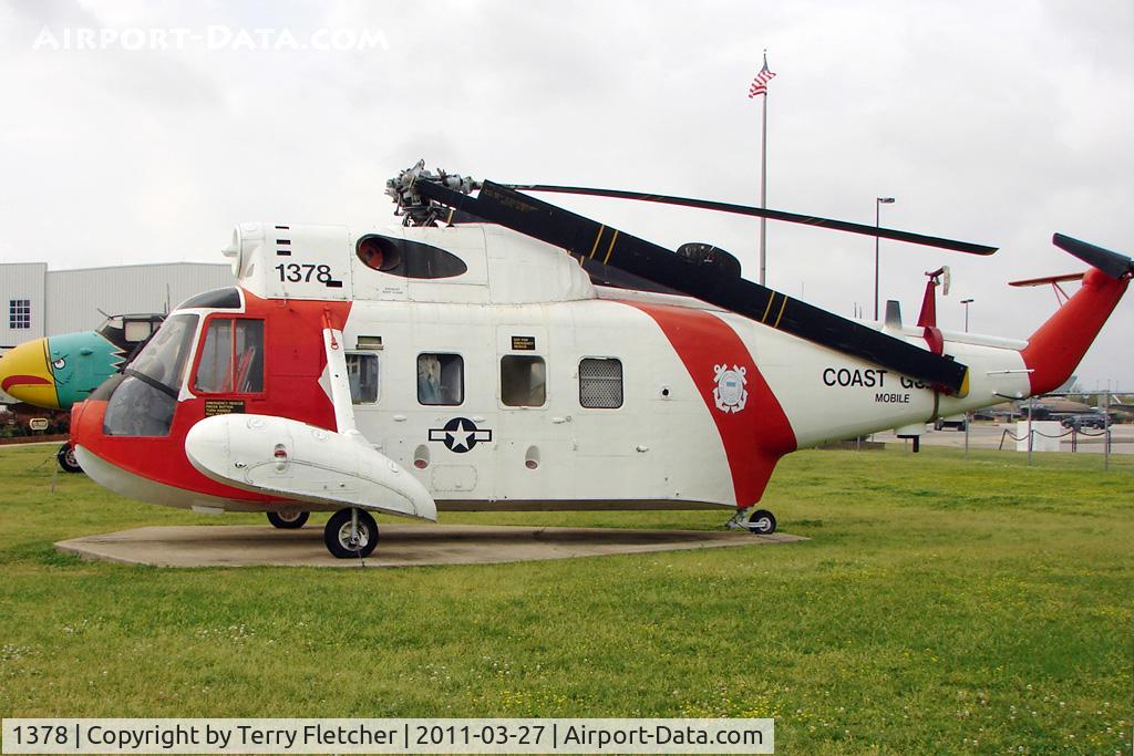 1378, Sikorsky HH-52A Sea Guard C/N 62.056, Displayed at Battleship Memorial Park , Mobile