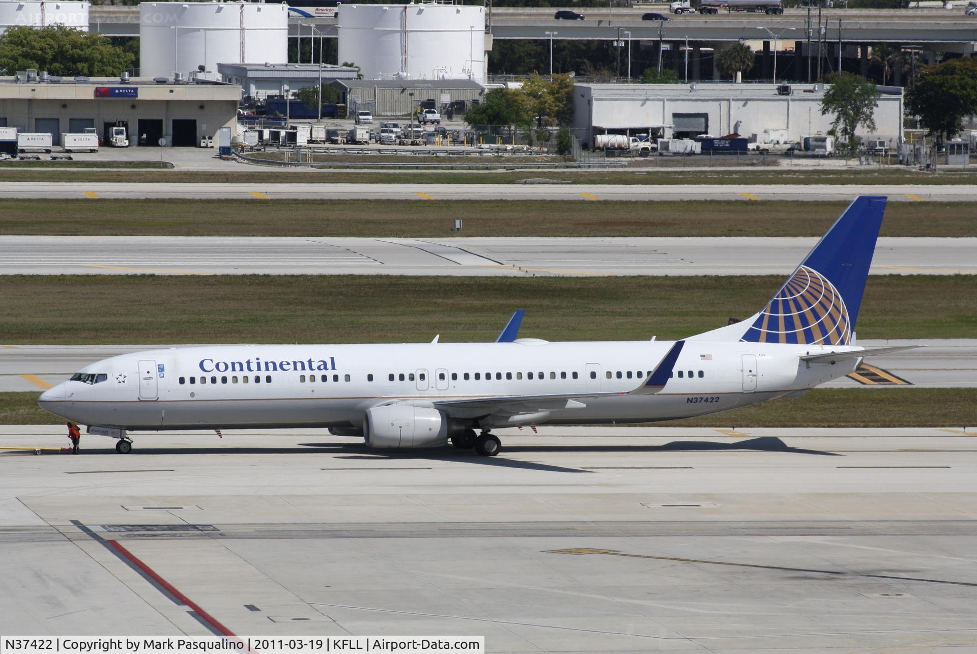 N37422, 2008 Boeing 737-924/ER C/N 31620, Boeing 737-900ER